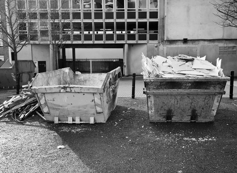 A clean residential area in West Ham with a skip placed for waste disposal.